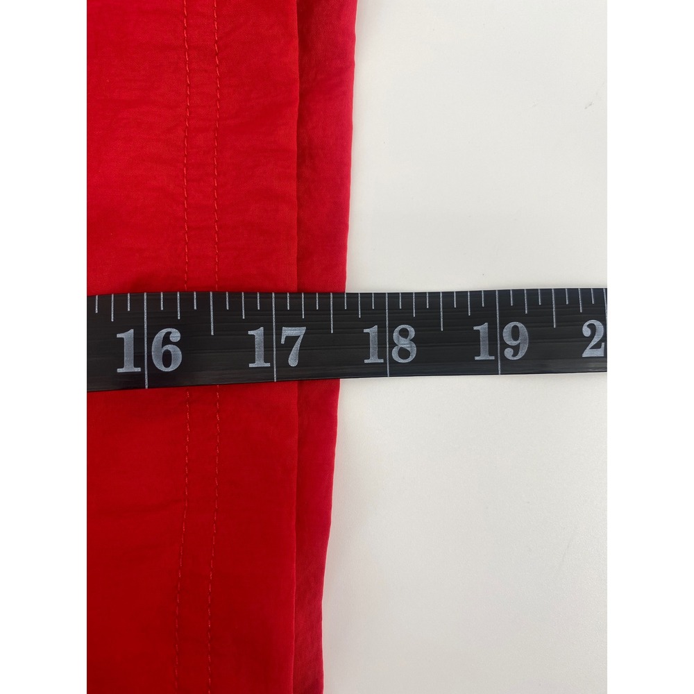 Champion Athletic Shorts Large Red Excellent Nylon Mesh Lined Zip Pockets - Picture 6 of 7